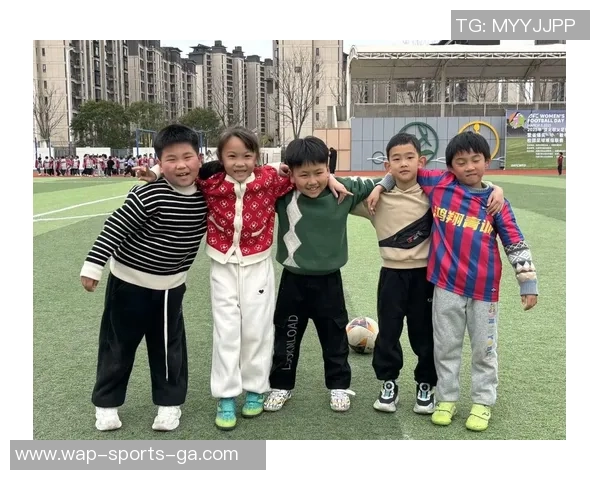 足球与舞蹈的完美结合探索精彩的足球跳舞视频魅力与技巧